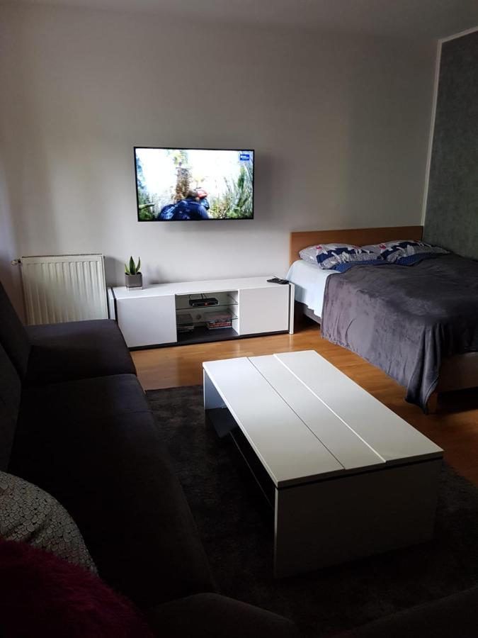 Appartamento Dom Przy Plazy Dziwnówek Esterno foto